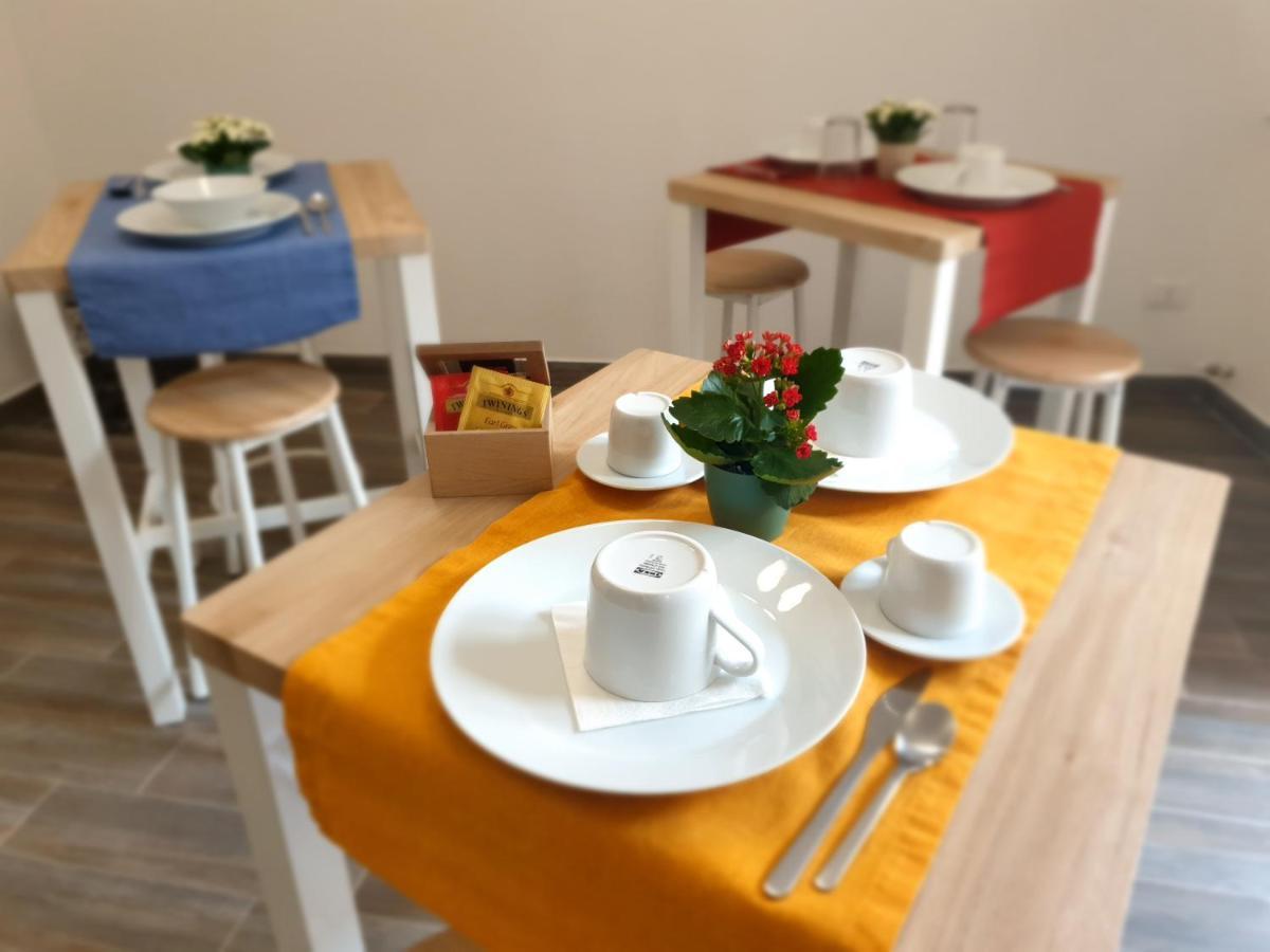 Residenza Tarzana Hotel Палермо Екстериор снимка