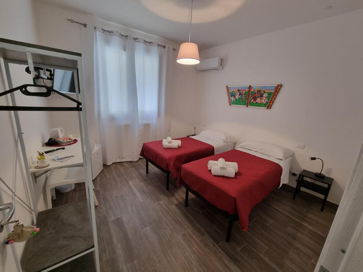 Residenza Tarzana Hotel Палермо Екстериор снимка