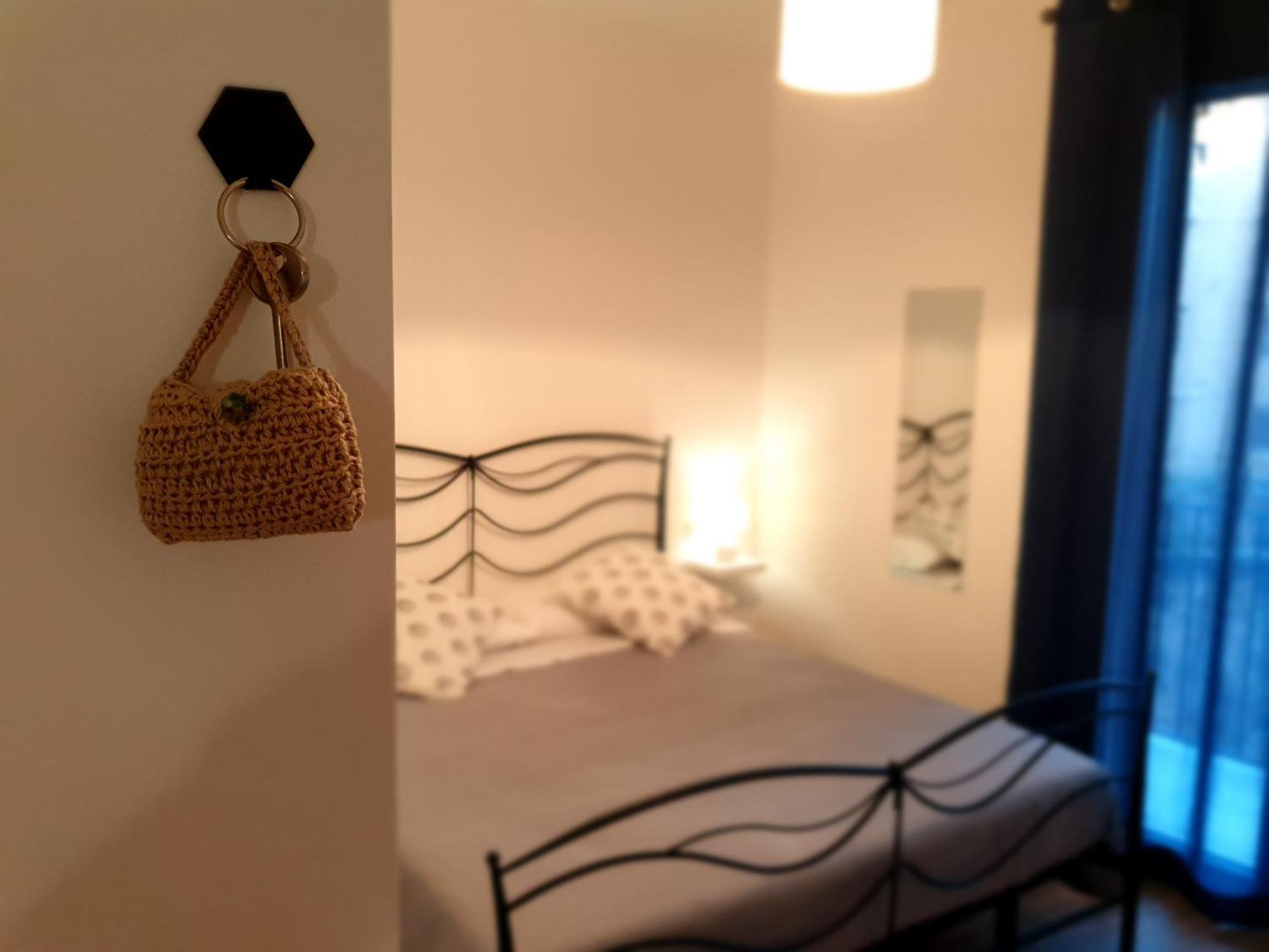 Residenza Tarzana Hotel Палермо Стая снимка